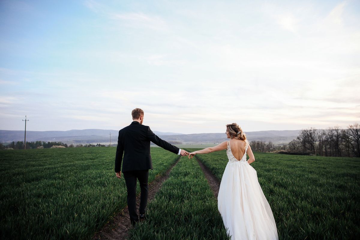The Essential Wedding Take a Walk 5
