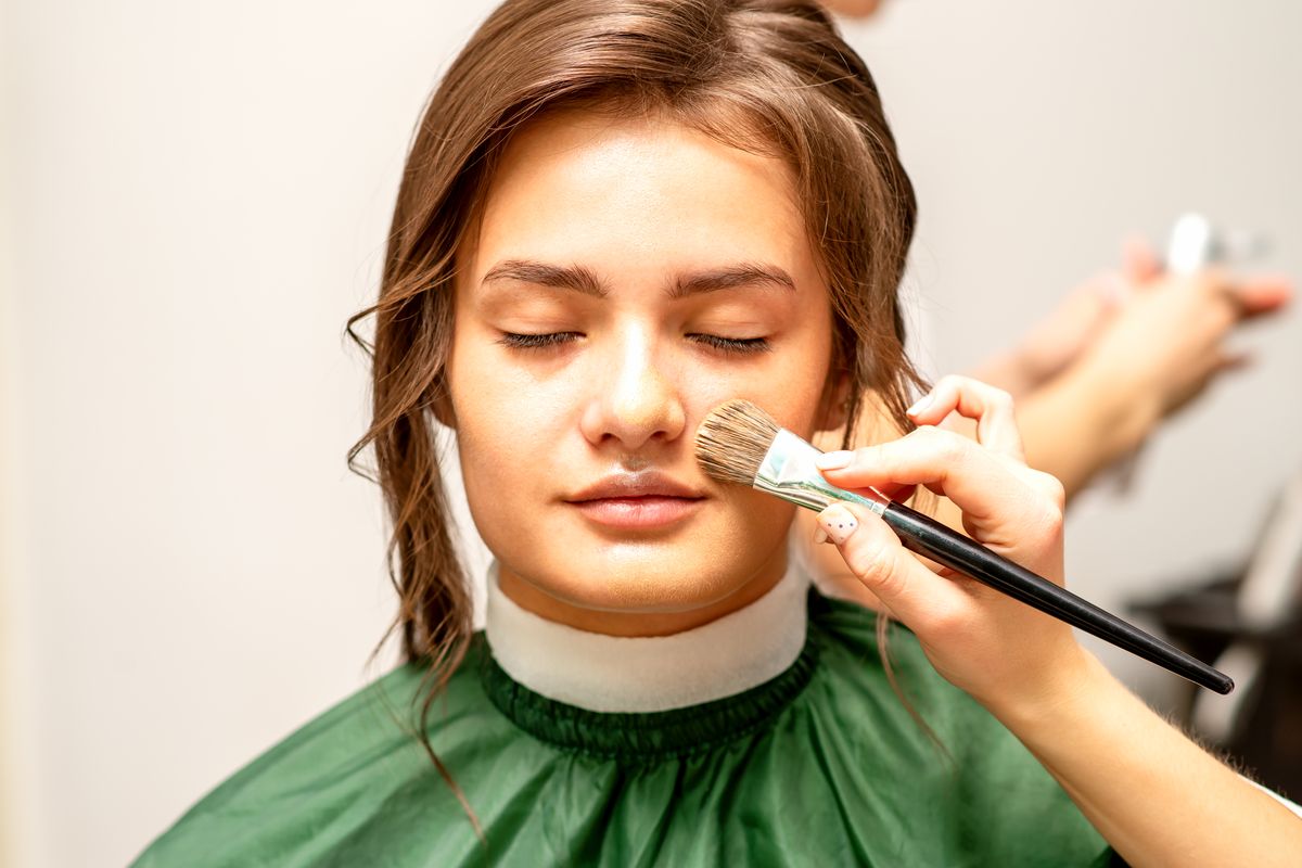 21 Items You Need in a Bridal Makeup Kit - Primer